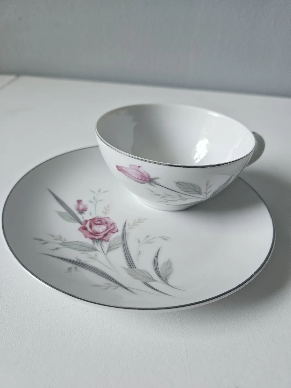 Vintage Windsor Rose Japan Porcelain Tea Cups & Saucers with  Silver Trim